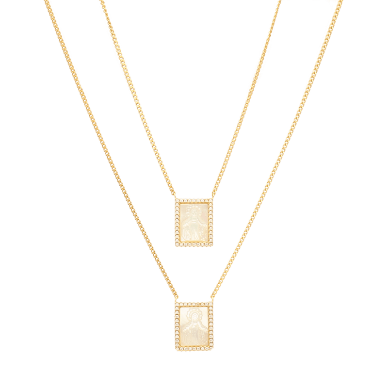 Escapulário em Prata Dourada com Imagem Religiosa em Madrepérola e Zircónias - Loja do Ouro