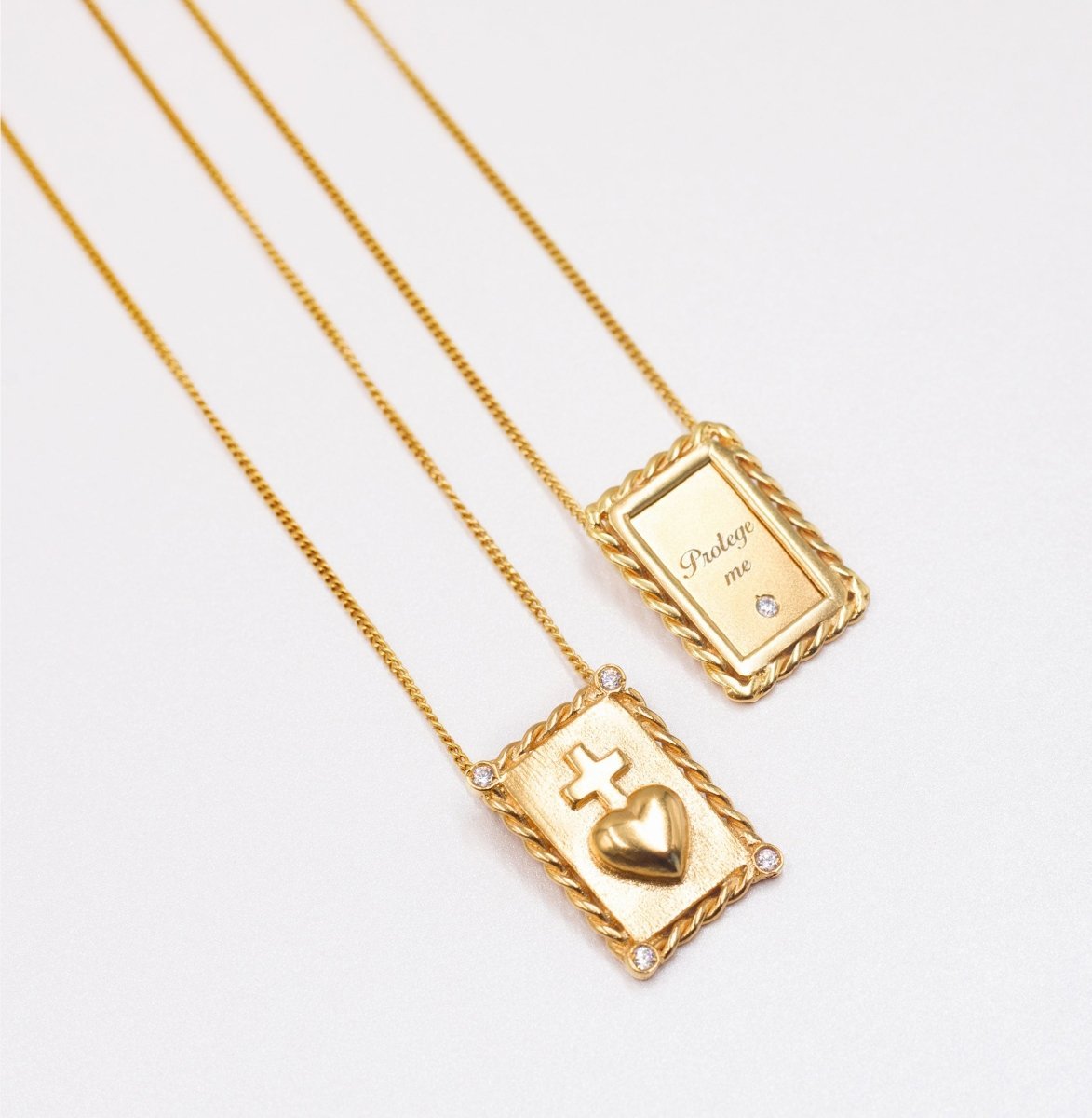"Protege -me" Escapulario en plata dorada - Gold Store Premium