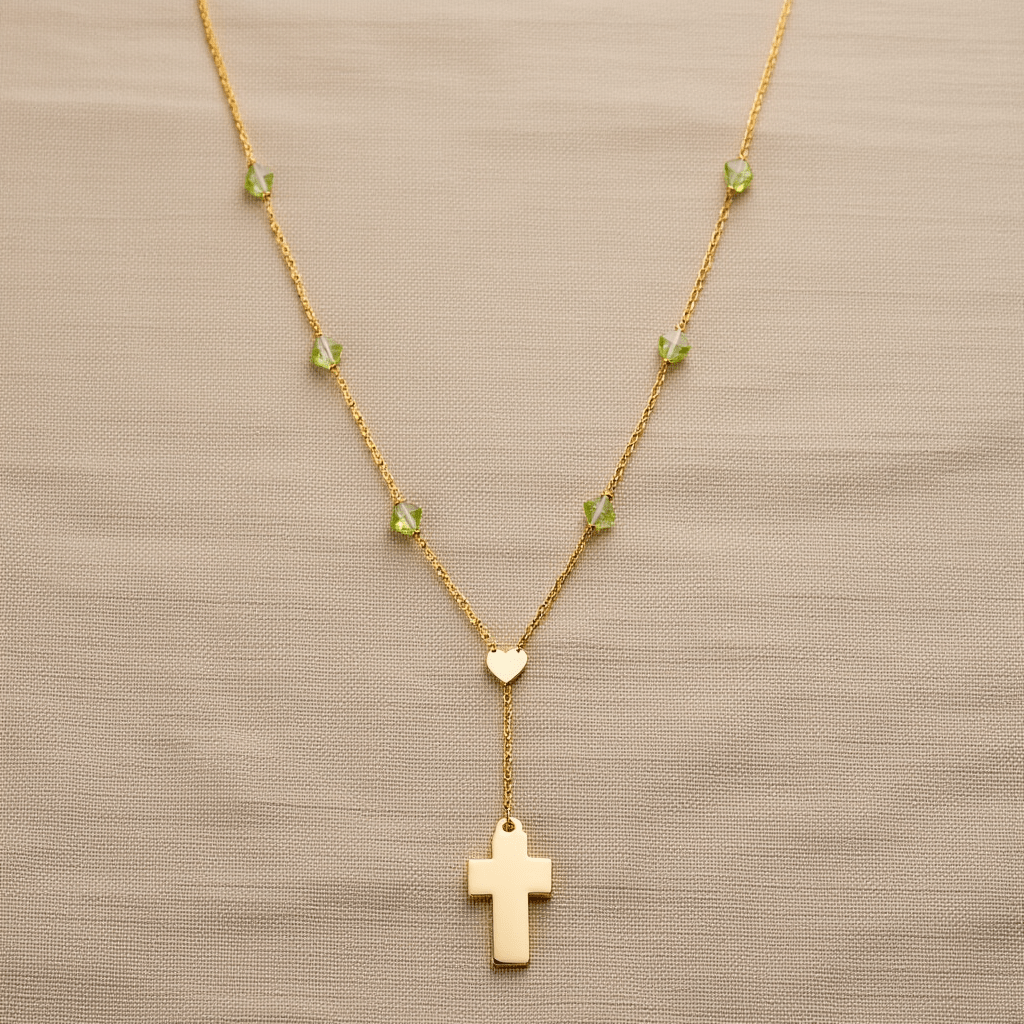 Fio com Cruz, Coração em Ouro 19kl e Pedras Verdes (40cm) - Loja do Ouro
