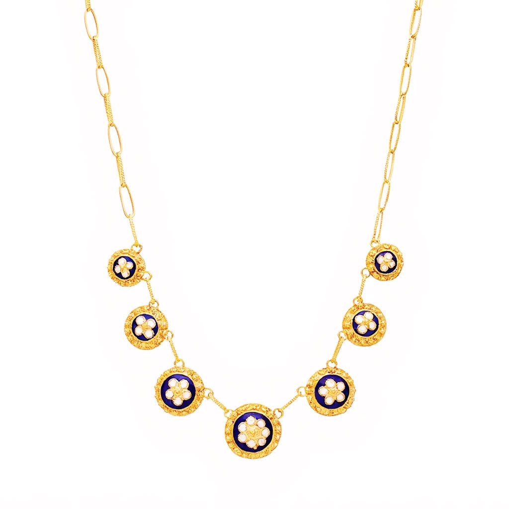 Collar de cadena con caracoles en oro (41