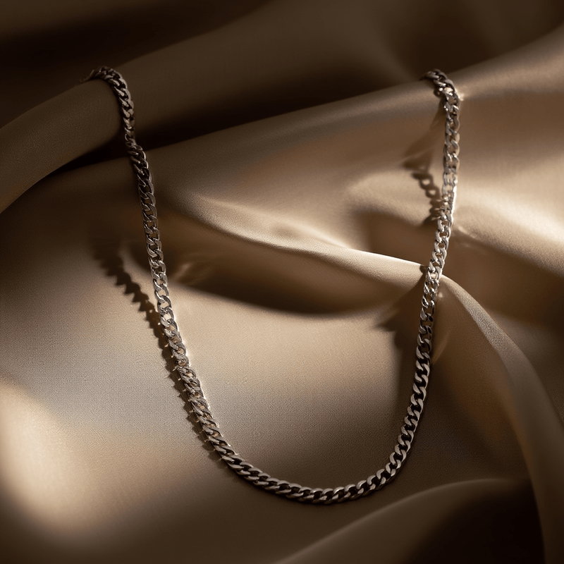 Fio Malha Barbela em Prata (67cm) - Loja do Ouro