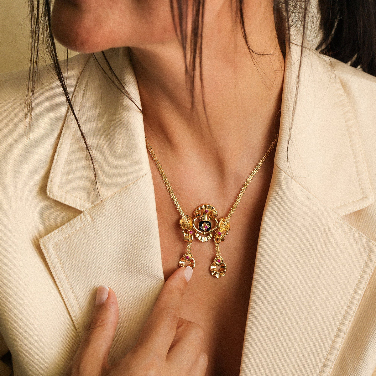 Gargantilha Floral em Ouro 19kl com Topázios Rosa - Loja do Ouro