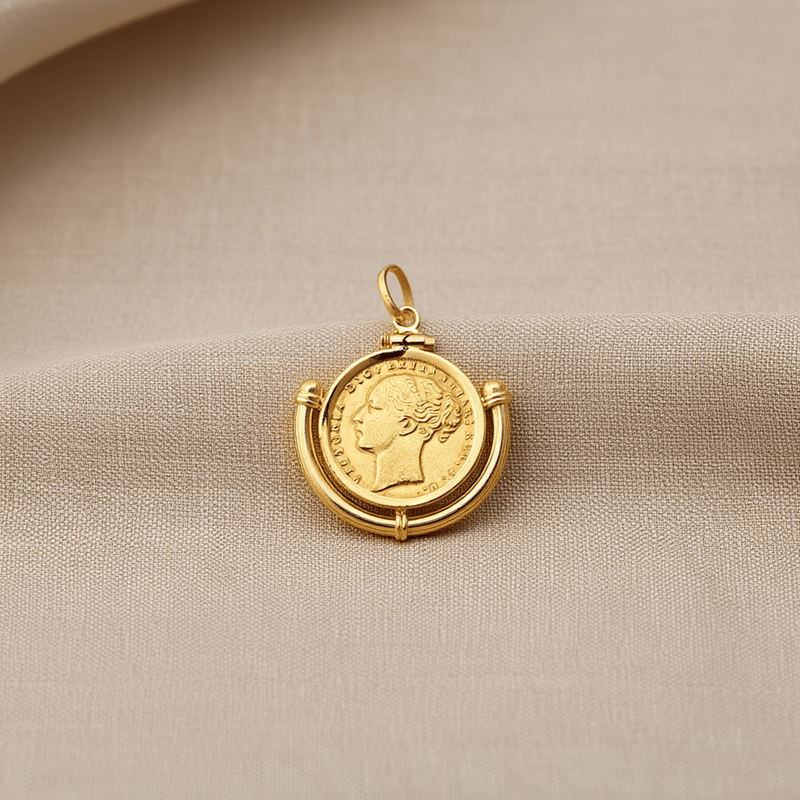 Libra Rainha Victoria 22kl (1871) em Ouro com Aro Trabalhado 19kl - Loja do Ouro