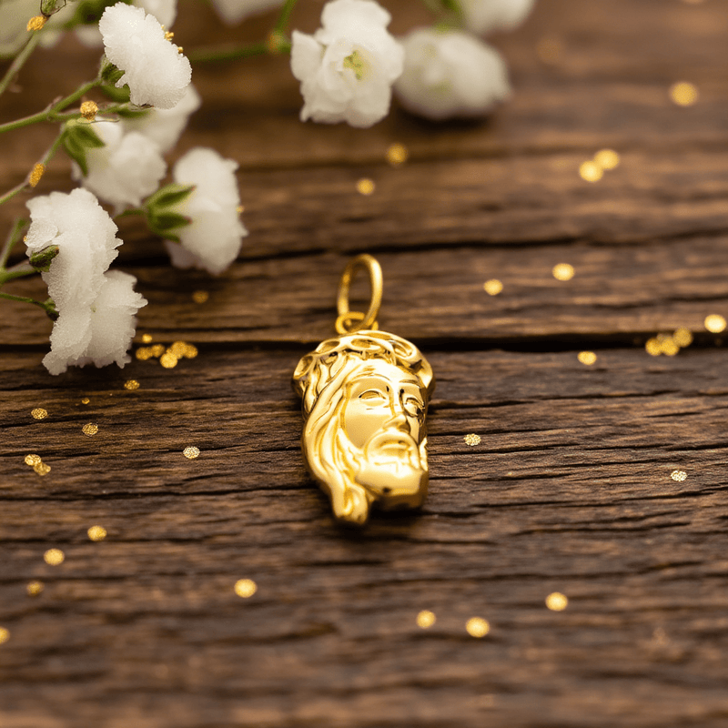 Medalha Cara de Cristo em Ouro 19kl (1.6cm) - Loja do Ouro