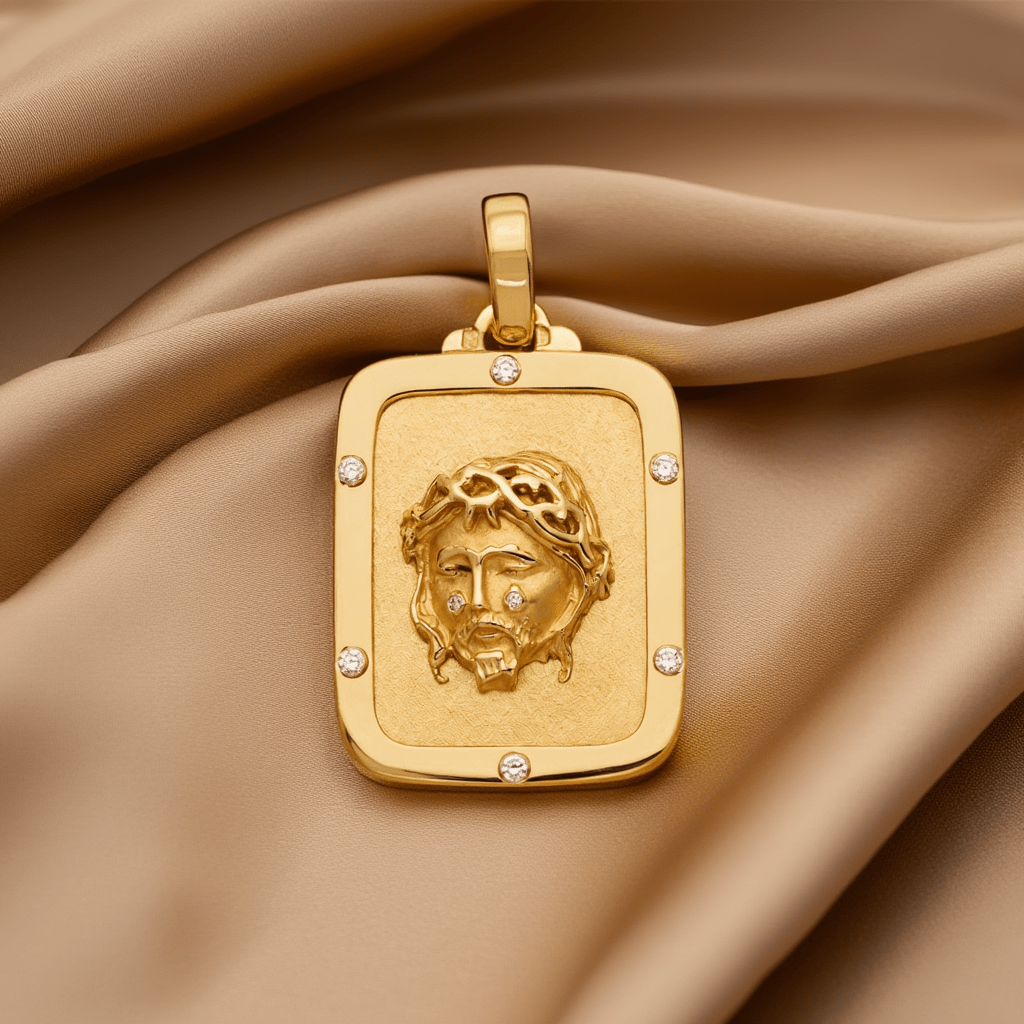 Medalha Cara de Cristo em Ouro 19kl com Zircónias (2.7cm) - Loja do Ouro