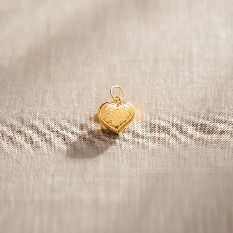 Medalha Coração Floral em Ouro 19kl (1.1cm) - Loja do Ouro