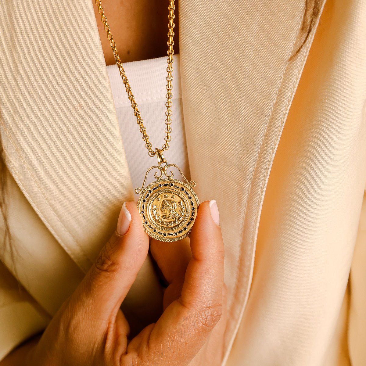Medalha Dola em Ouro 19kl com Esmalte (3.48cm) - Loja do Ouro