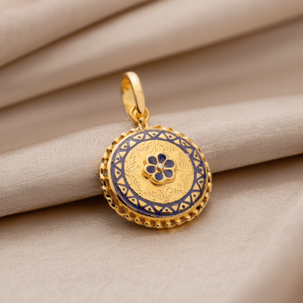 Medalha em Ouro 19kl com Esmalte Azul e Motivos Florais - Loja do Ouro