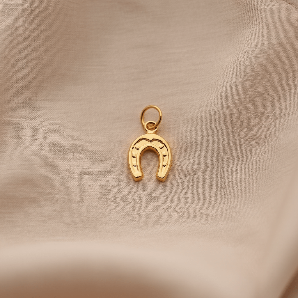 Medalha Ferradura em Ouro 19kl (1cm) - Loja do Ouro