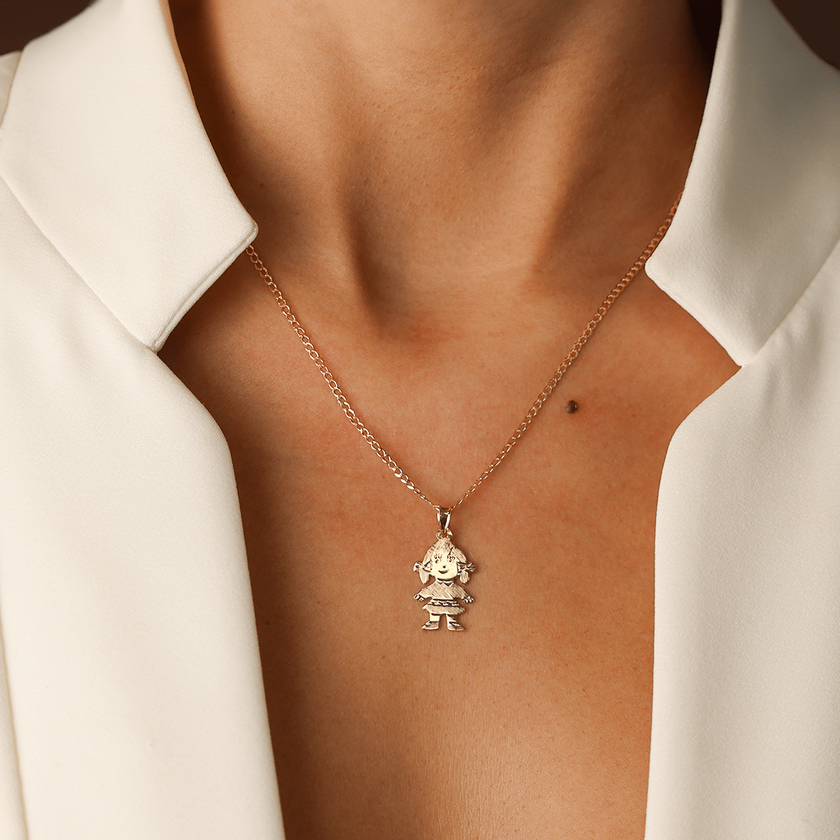 Medalha Menina em Ouro 19kl - Loja do Ouro