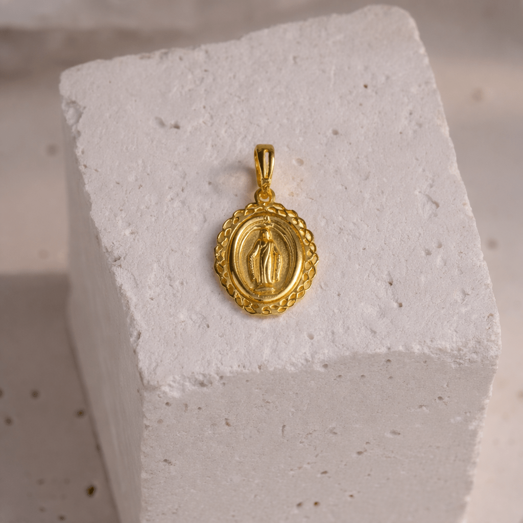 Medalha Nossa Senhora em Ouro 19.2kl (1.3cm) - Loja do Ouro