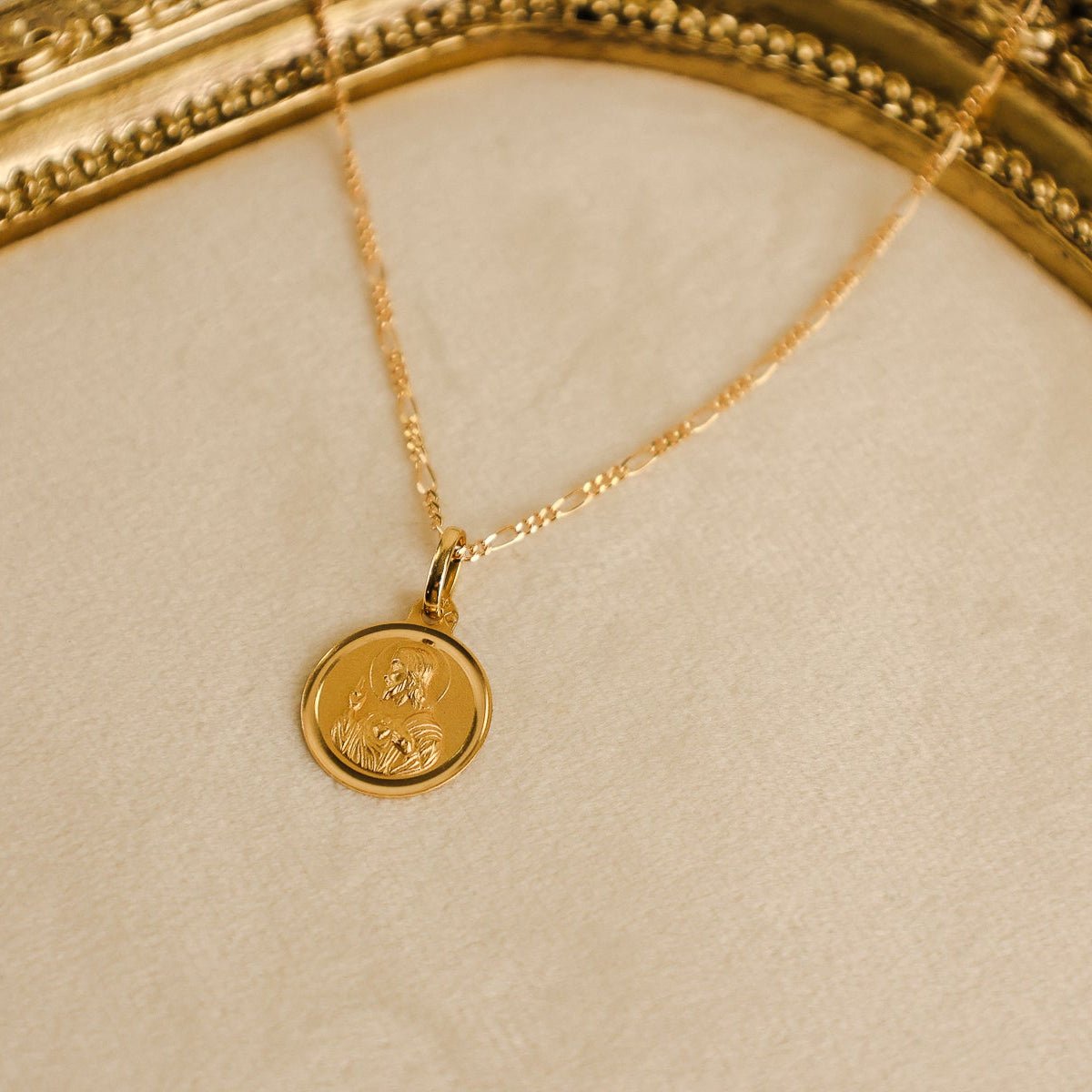 Medalha Sagrado Coração de Jesus em Ouro 19kl (1.4cm) - Loja do Ouro