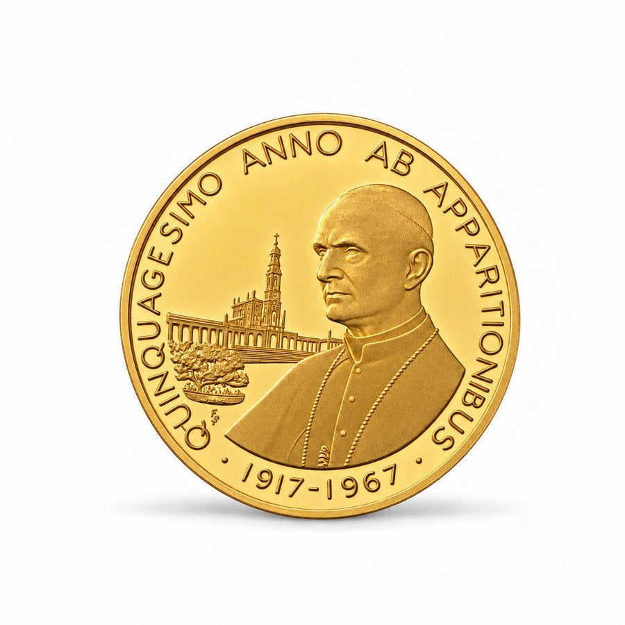 Relevos religiosos da peça comemorativa de Nossa Senhora de Fátima de 1917–1967, em ouro de 21,6 quilates.