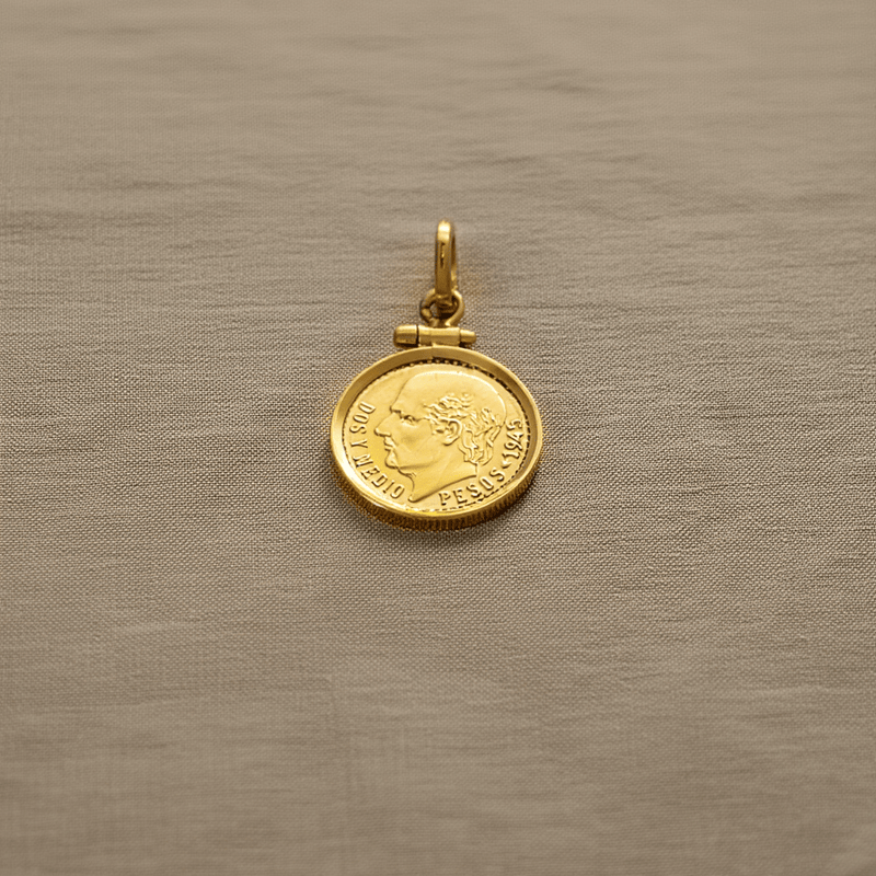 Moeda de 2.5 Pesos Mexicanos em Ouro de 22kl (1945) com Aro Simples 19kl - Loja do Ouro