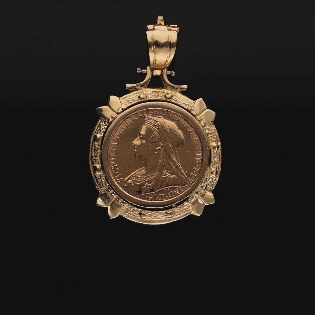 Libra Reina Victoria (1901) en Oro con Aro Labrado