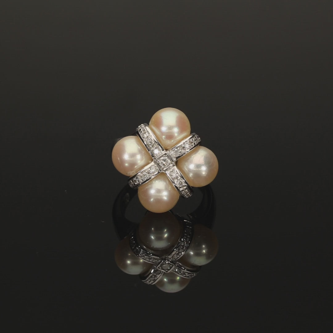 Anillo Oro Blanco 19,2 Quilates con Perlas y Diamantes (T14)