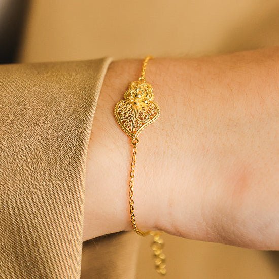 Pulseira Coração de Viana em Prata Dourada - Loja do Ouro